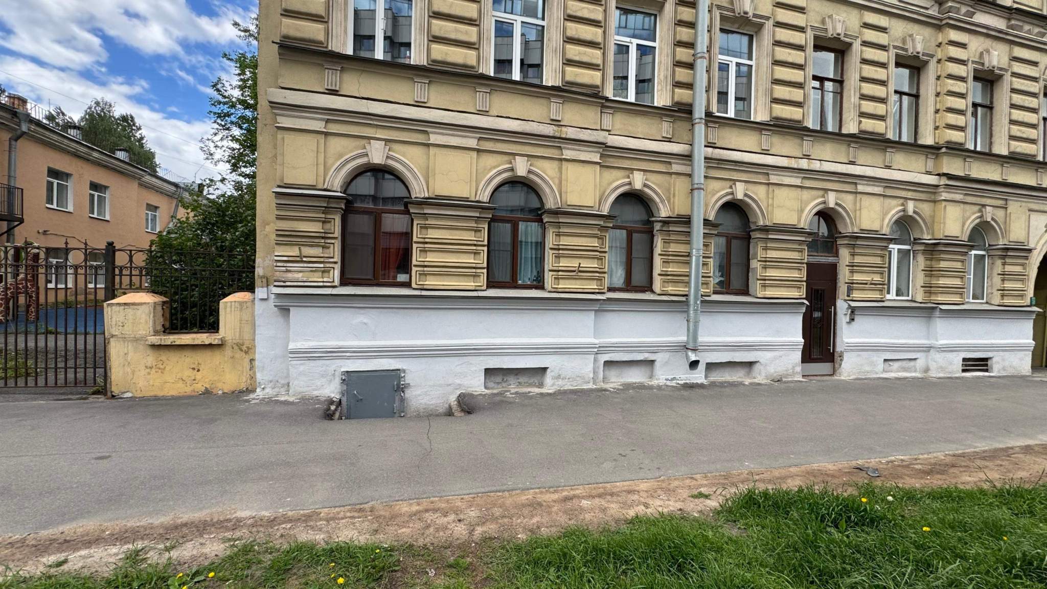 Продам офис 81.5 м.кв.