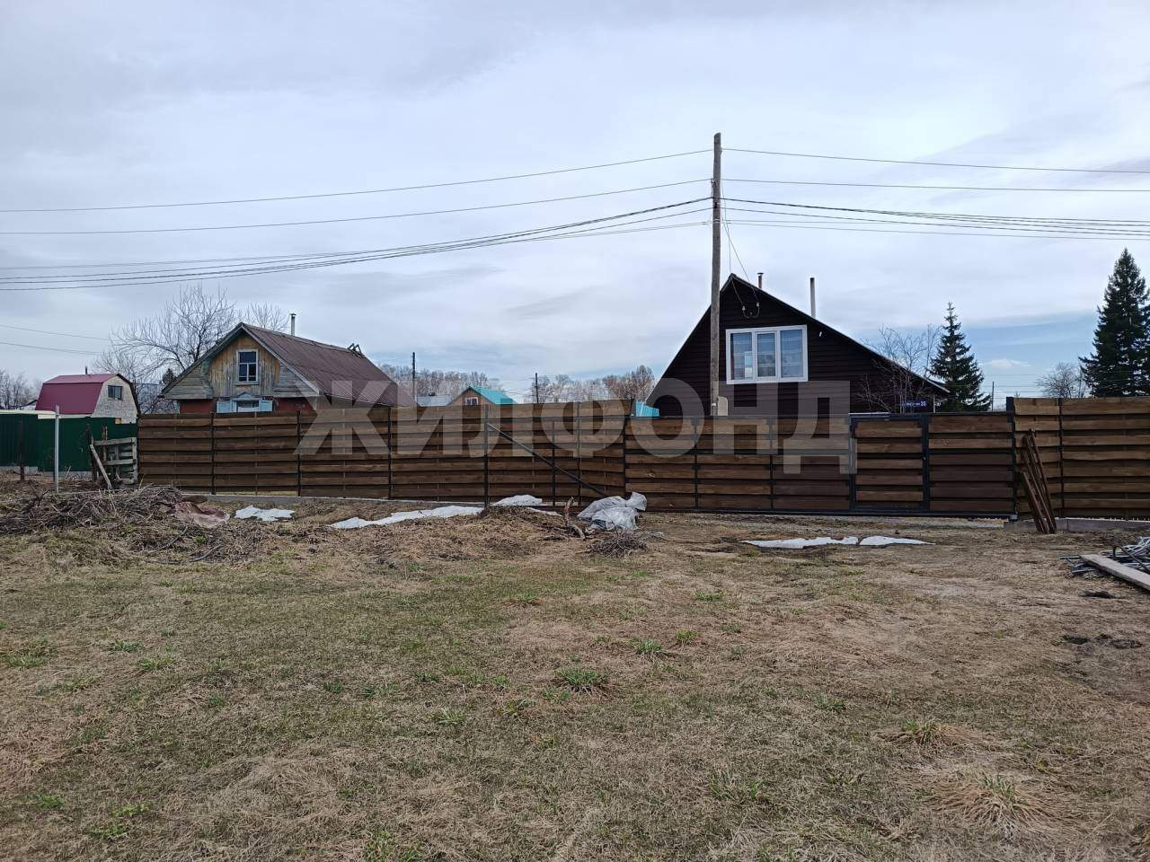 Продам земельный участок 627 м.кв.