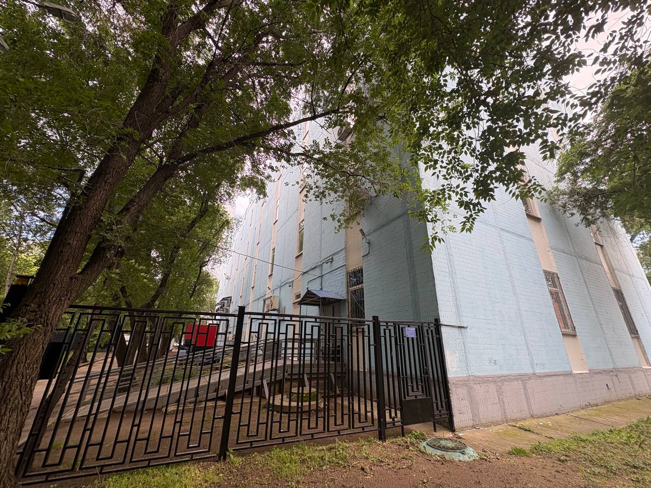 Сдам в аренду помещение свободного назначения 645.2 м.кв.