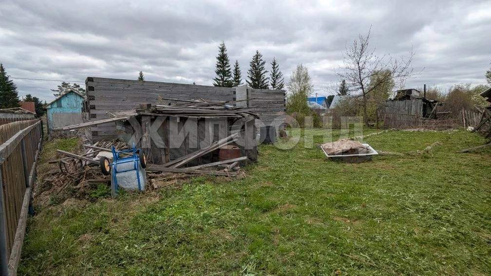 Продам земельный участок 650 м.кв.