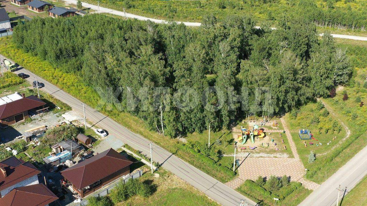 Продам земельный участок 750 м.кв.