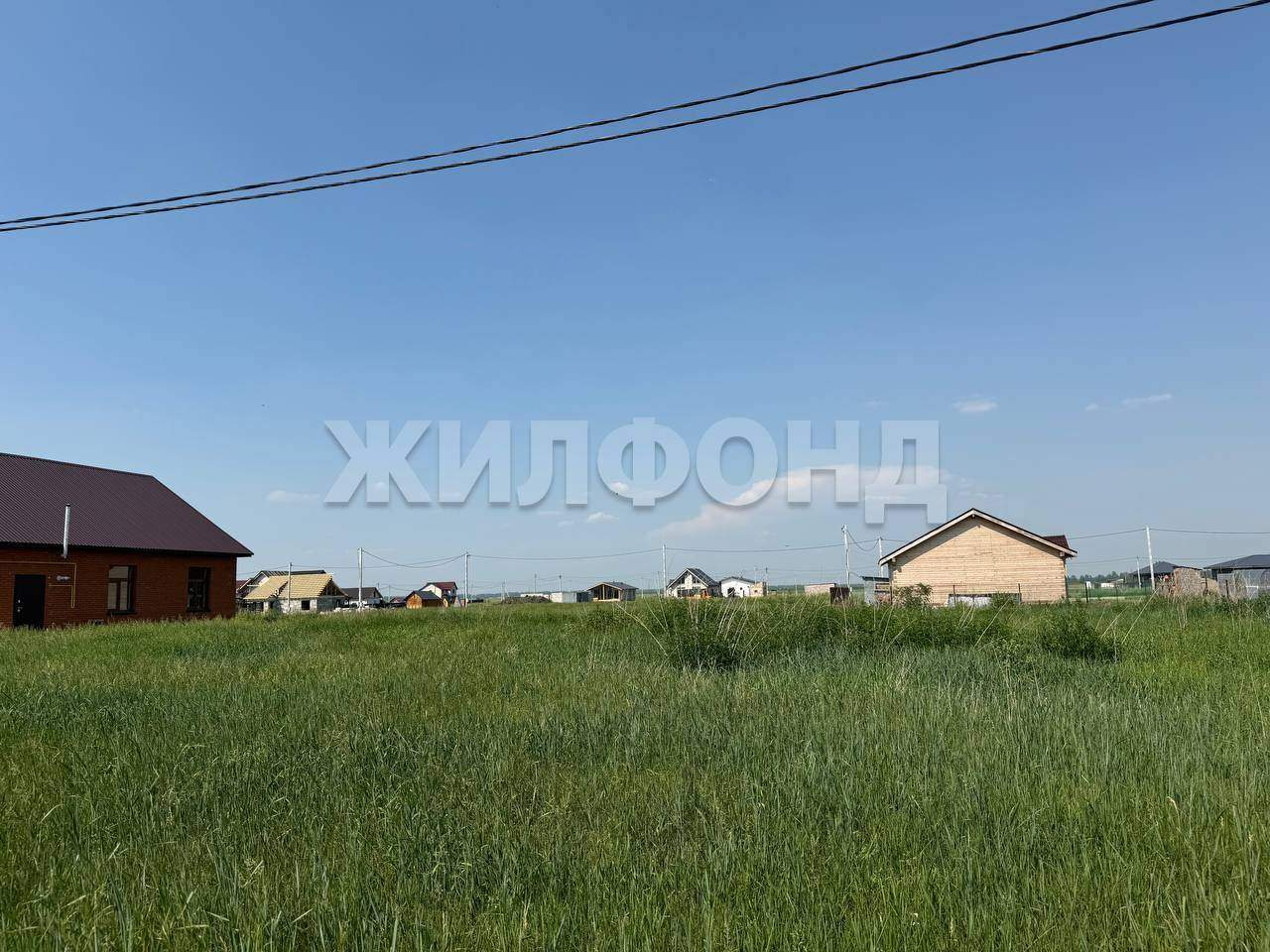Продам земельный участок 1000 м.кв.