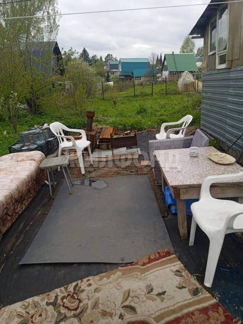 Продам земельный участок 680 м.кв.