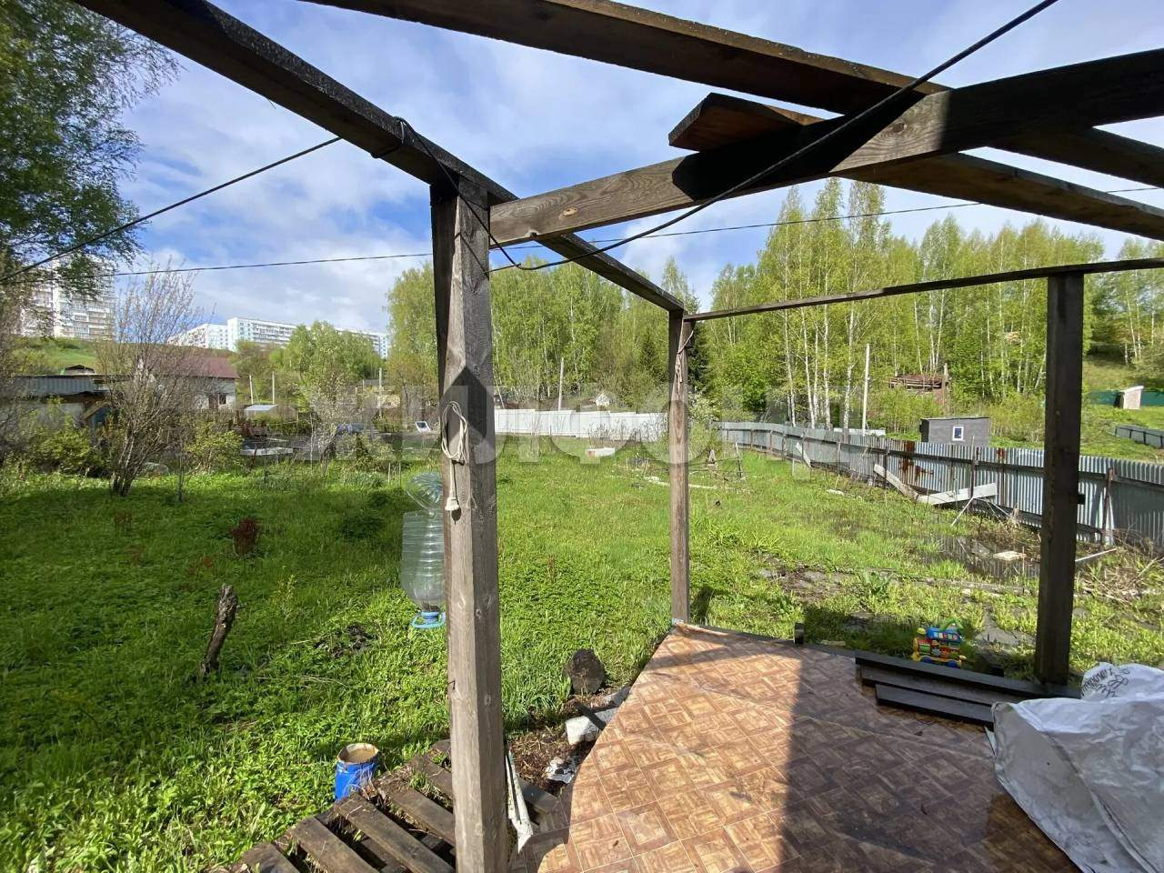 Продам земельный участок 828 м.кв.