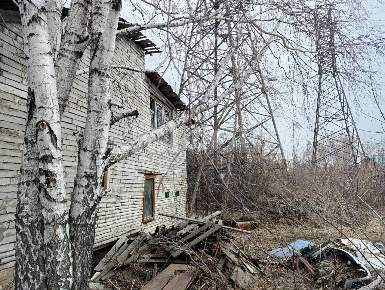 Продам земельный участок 1320 м.кв.