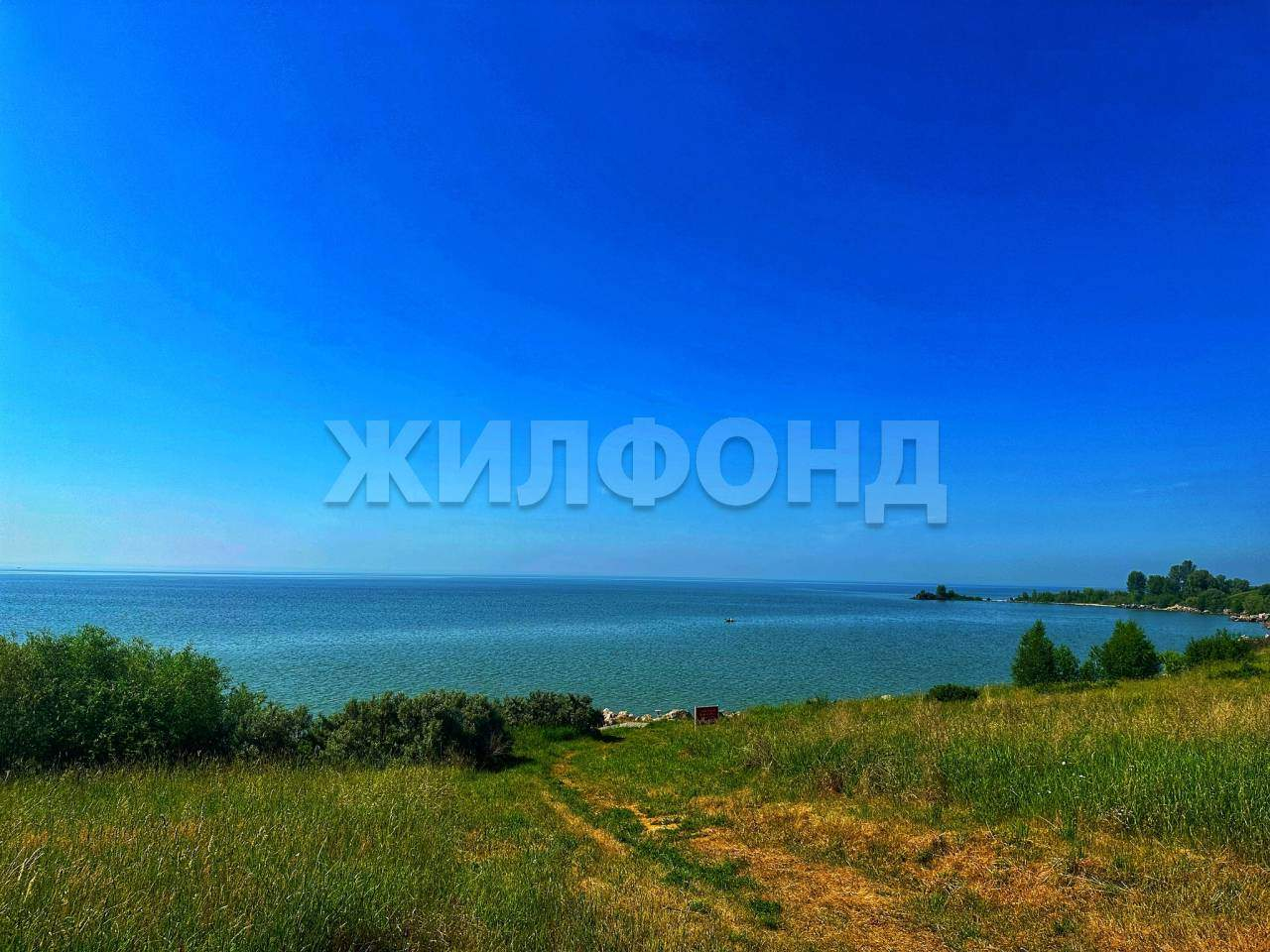 Продам земельный участок 419 м.кв.