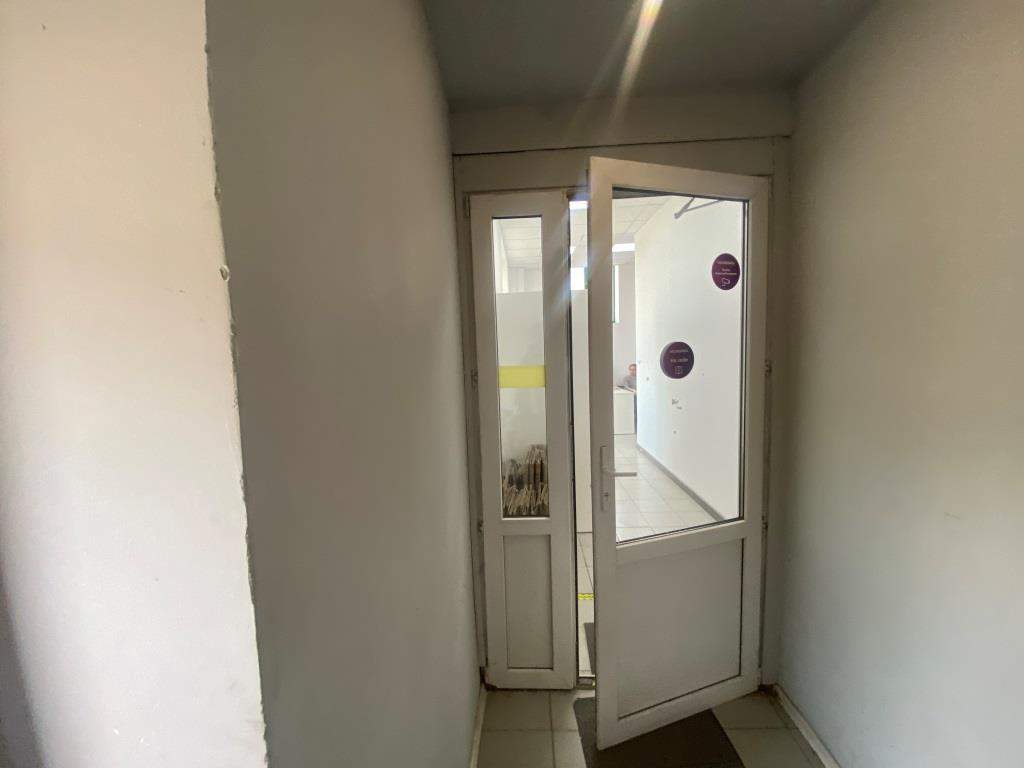 Продам офис 237 м.кв.