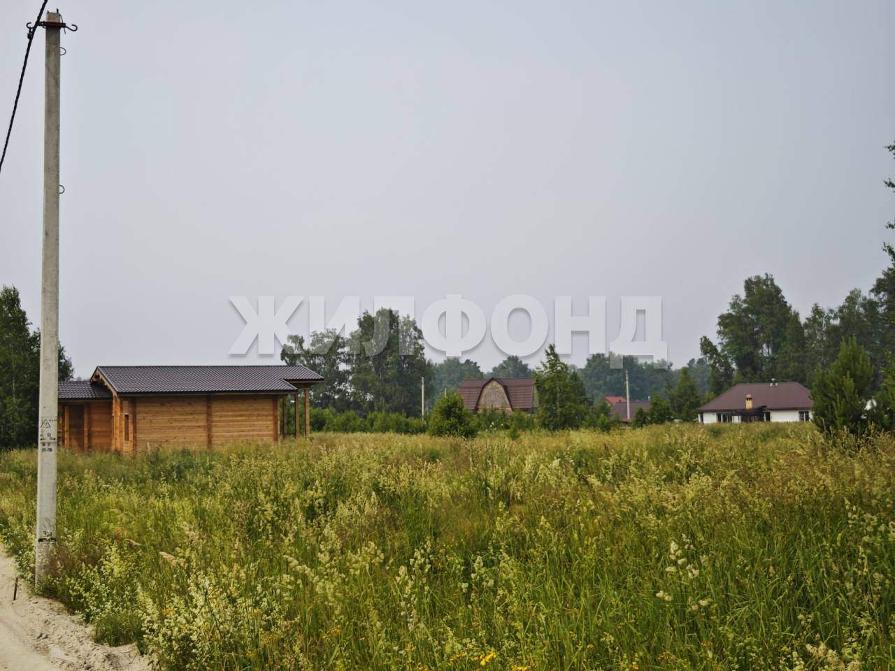 Продам земельный участок 550 м.кв.