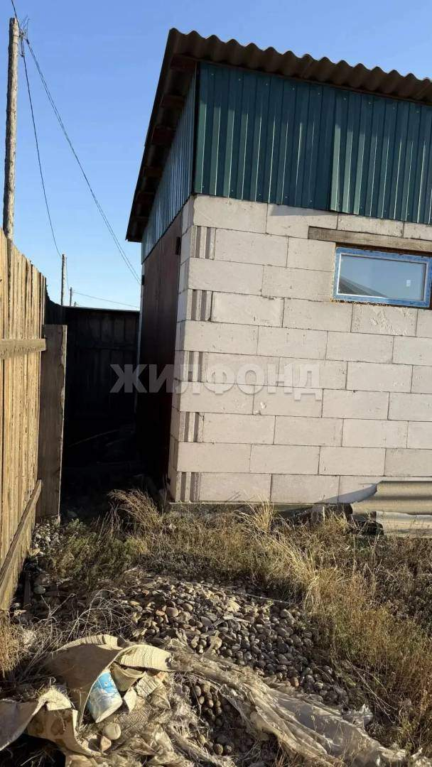 Продам земельный участок 800 м.кв.