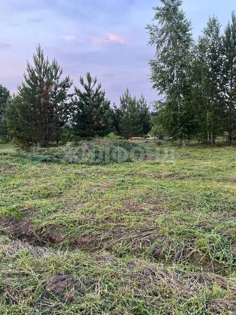 Продам земельный участок 750 м.кв.