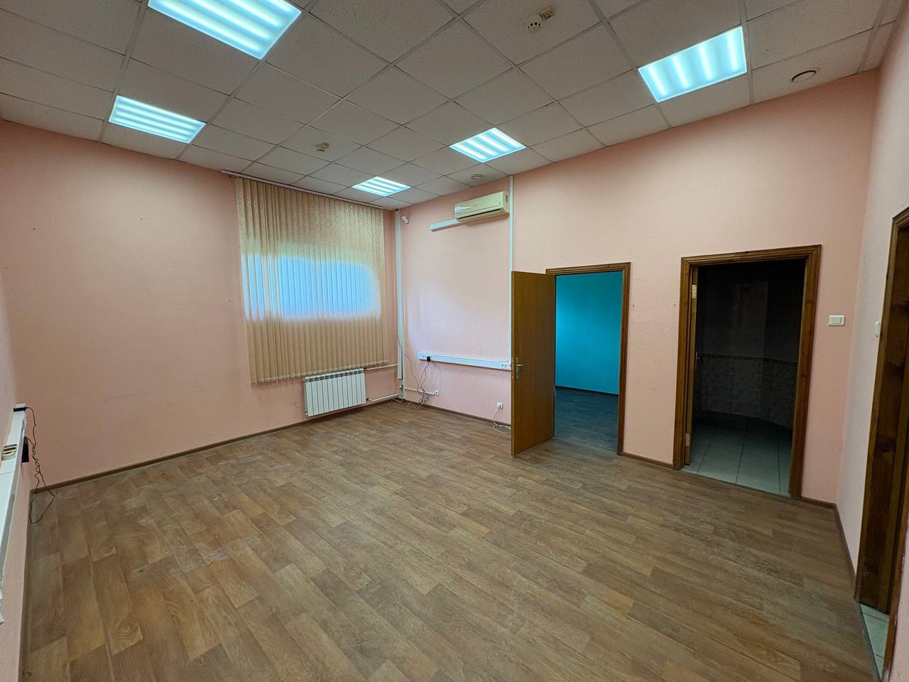 Сдам в аренду офис 64.2 м.кв.