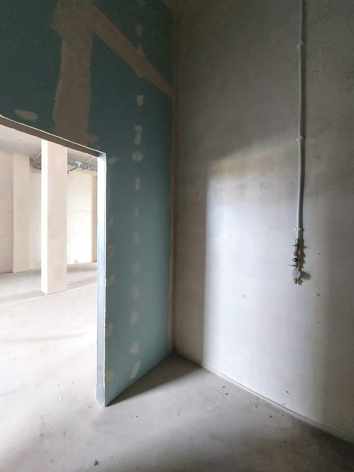 Сдам в аренду магазин 86.6 м.кв.