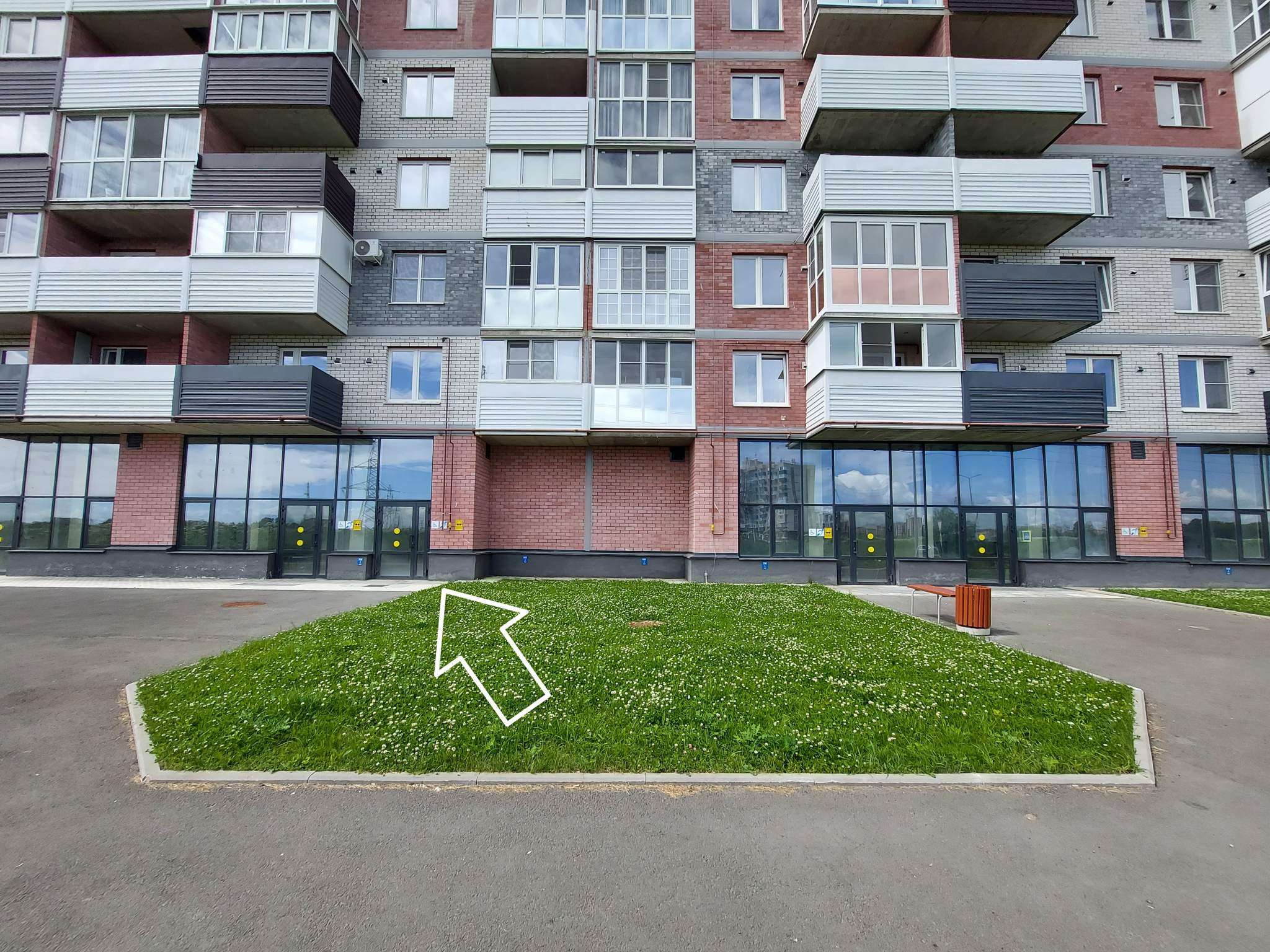 Сдам в аренду магазин 86.6 м.кв.