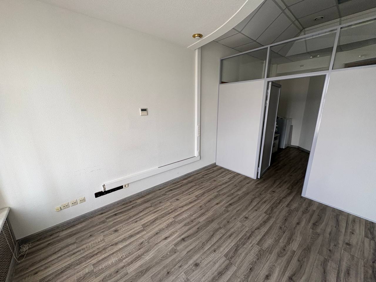 Сдам в аренду офис 48.2 м.кв.