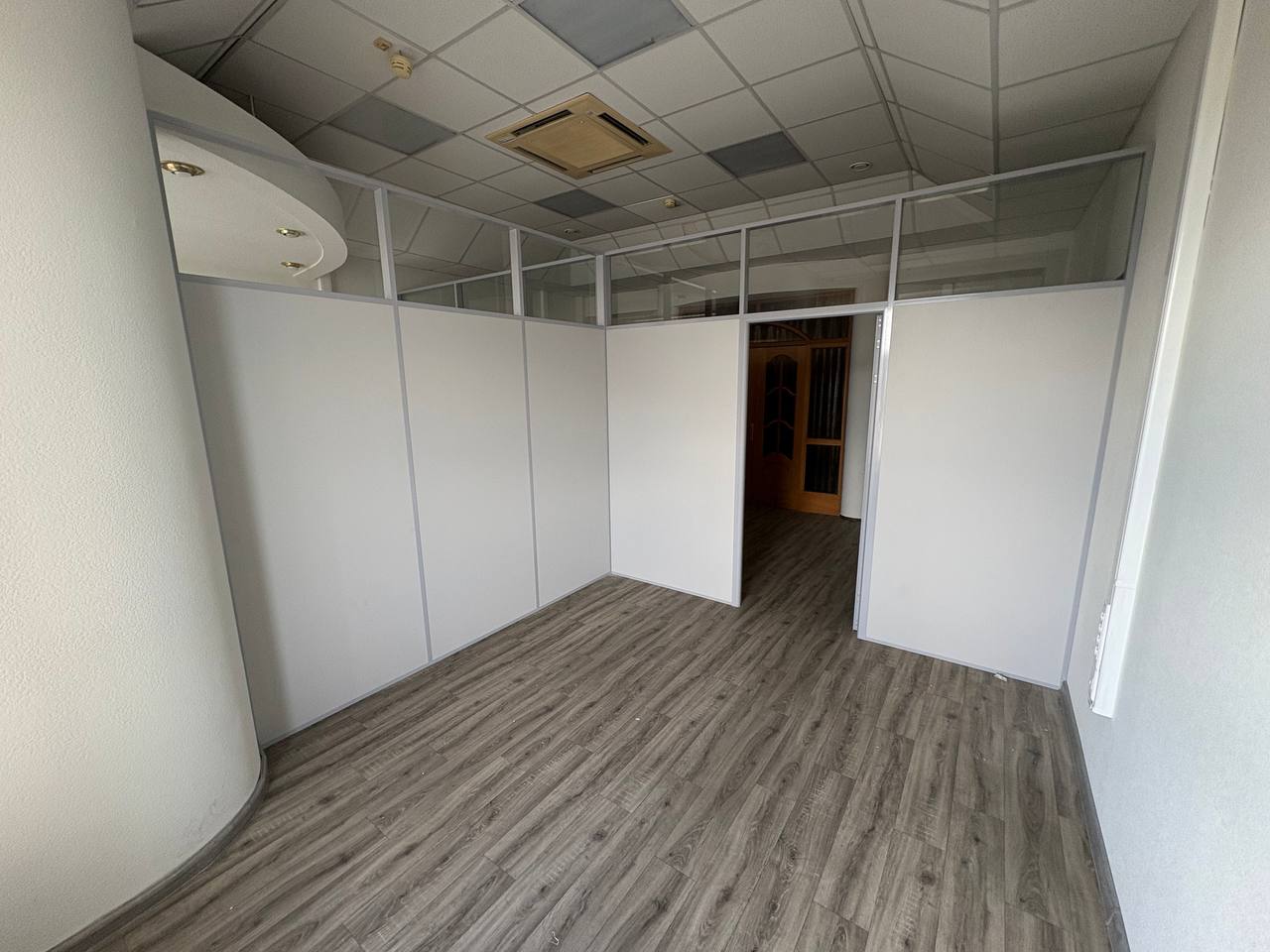 Сдам в аренду офис 48.2 м.кв.
