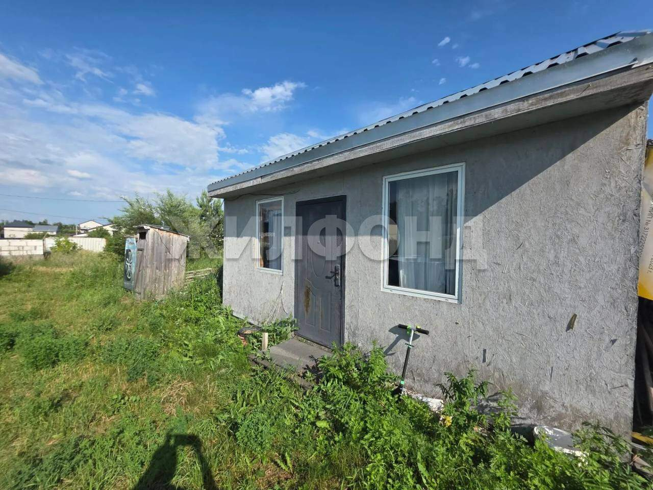 Продам земельный участок 1100 м.кв.