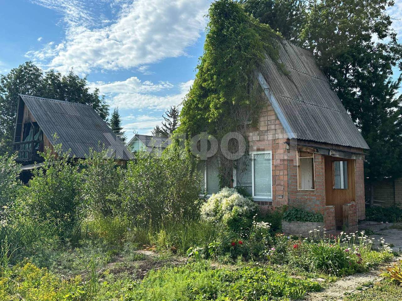 Продам земельный участок 400 м.кв.