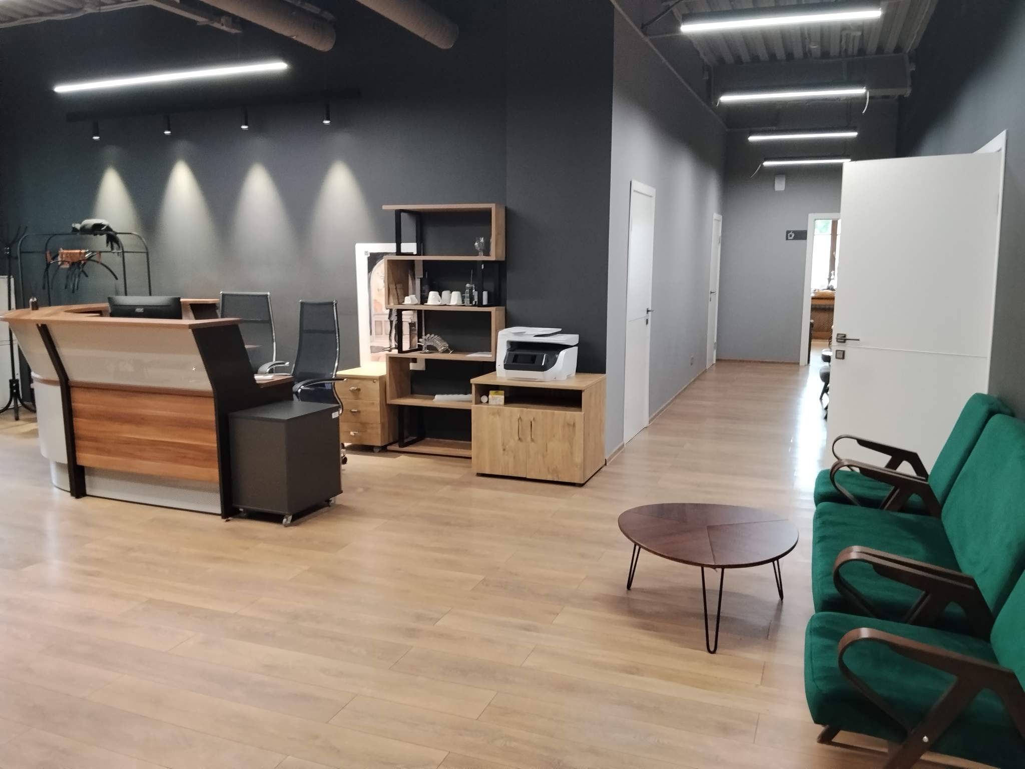 Сдам в аренду офис 2077.9 м.кв.