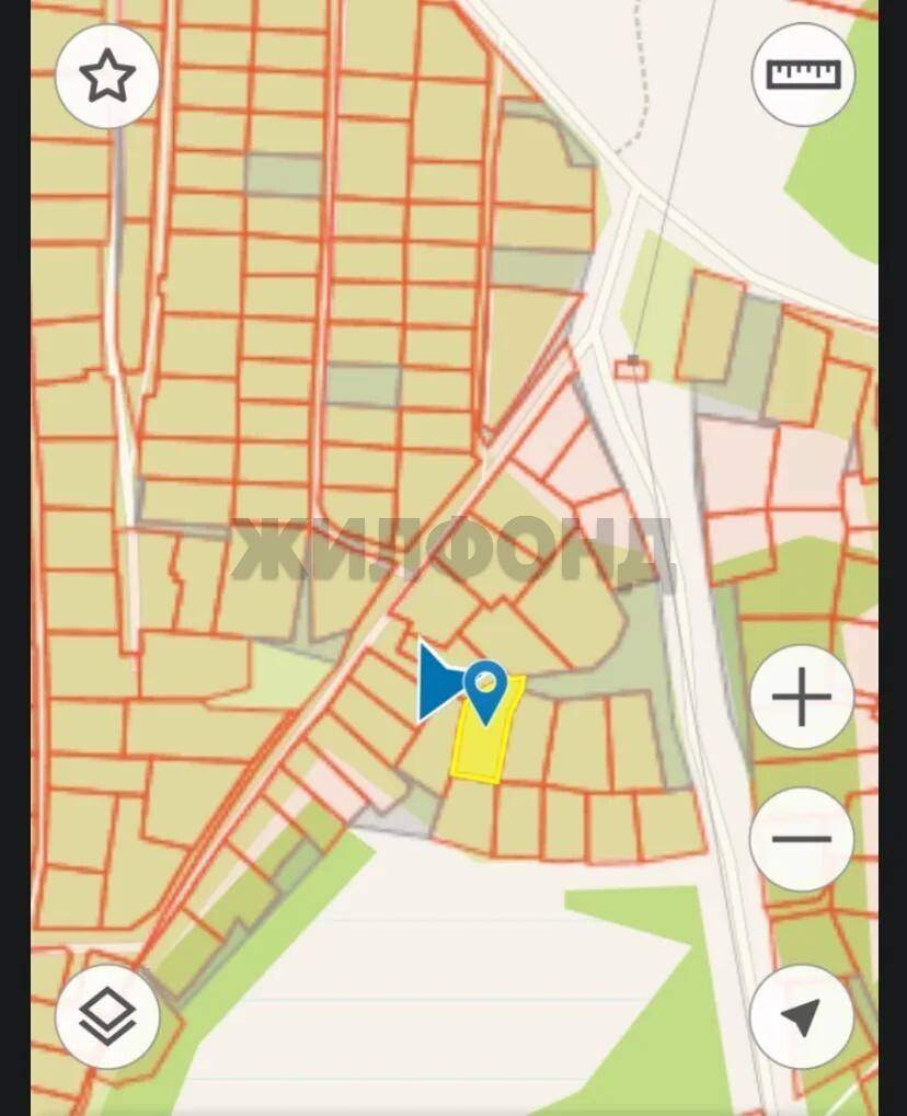 Продам земельный участок 587 м.кв.