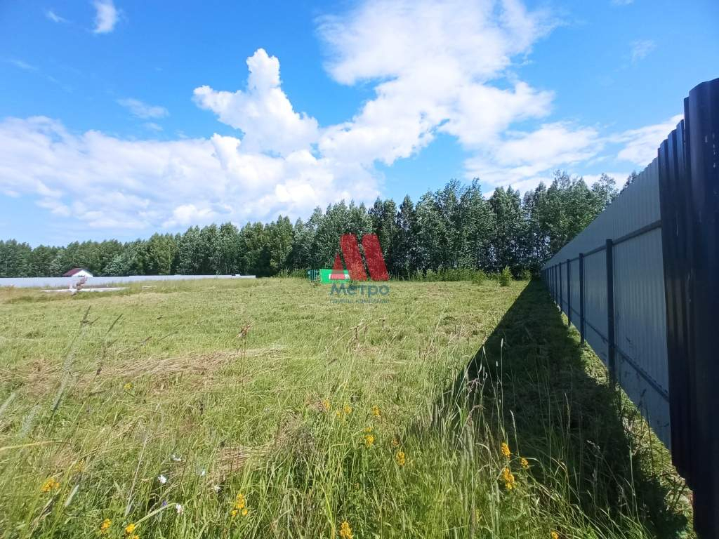 Продам земельный участок 1600 м.кв.