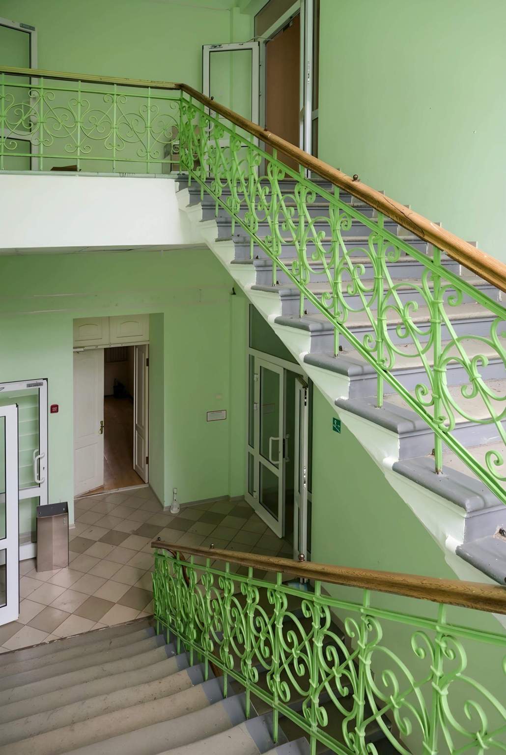 Продам торговое помещение 1847.9 м.кв.