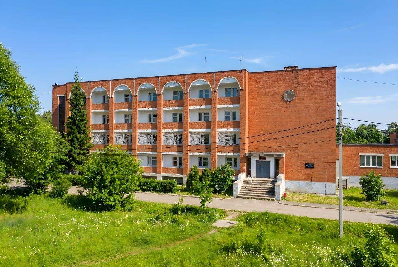 Продам торговое помещение 2201.5 м.кв.