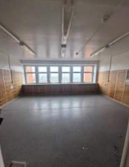 Продам торговое помещение 2201.5 м.кв.