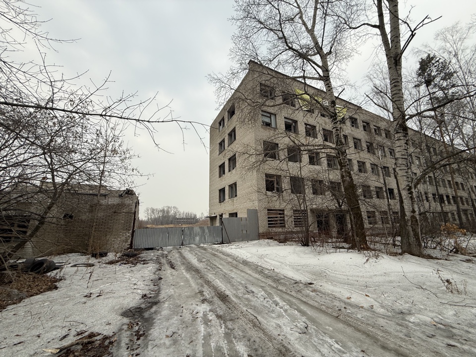 Продам земельный участок 57124 м.кв.