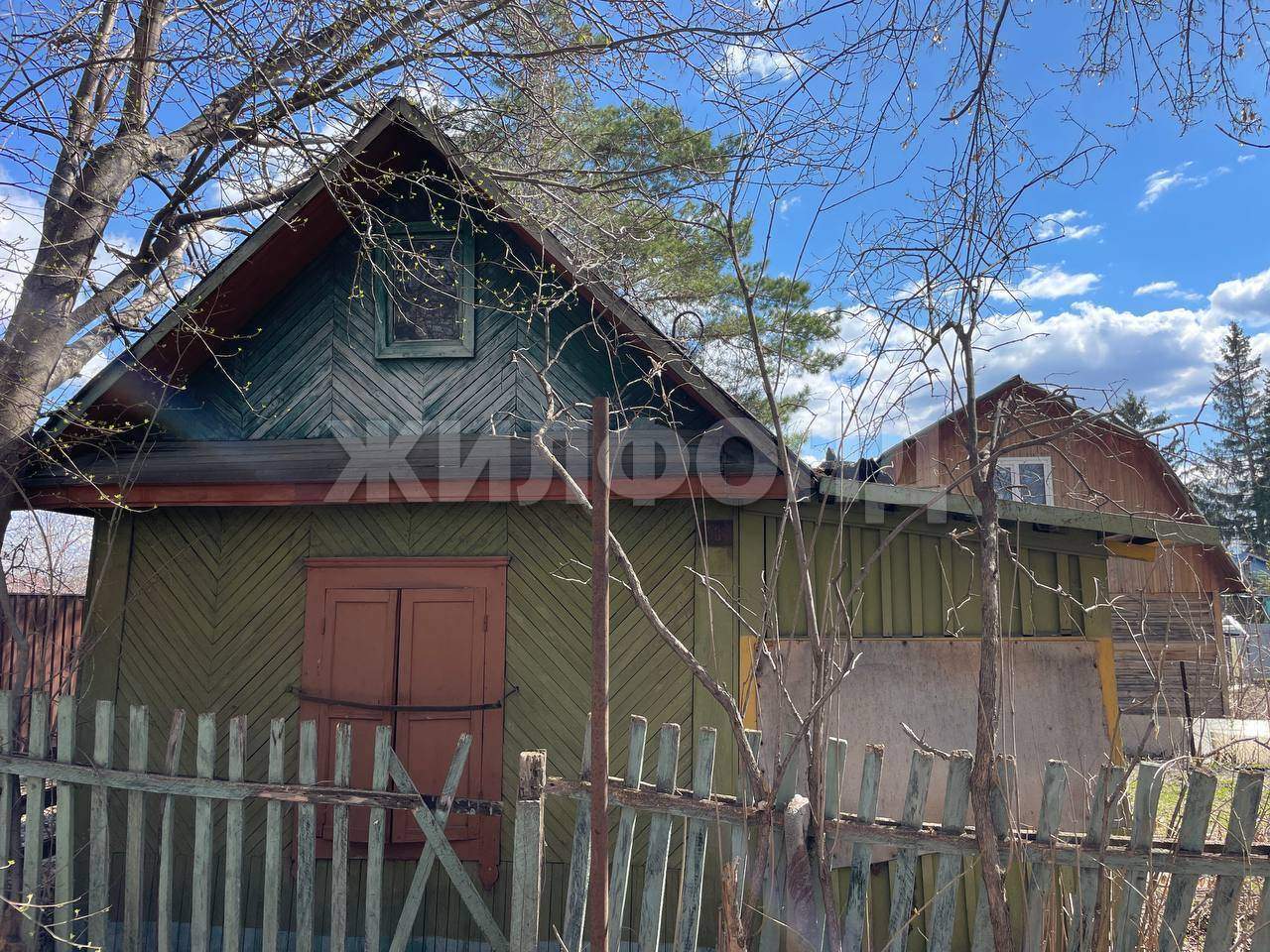 Продам земельный участок 400 м.кв.