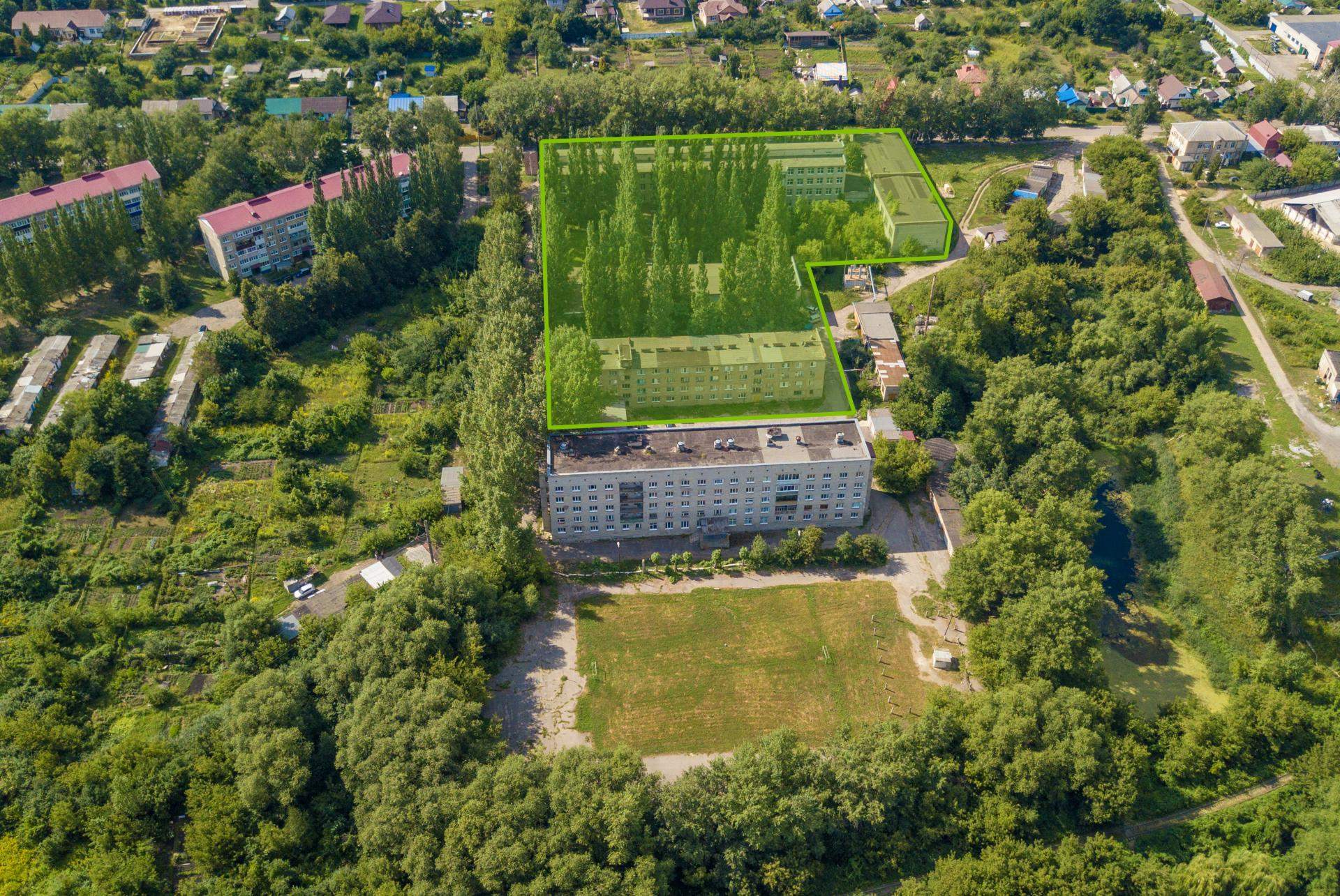 Продам торговое помещение 8776.7 м.кв.