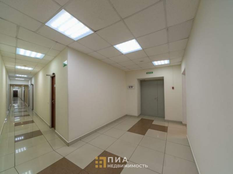 Сдам в аренду офис 215.3 м.кв.