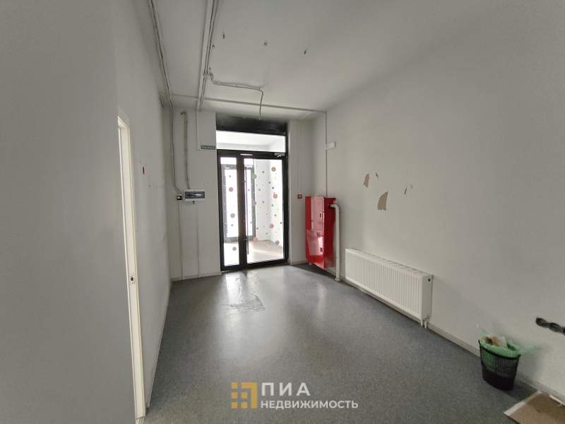 Сдам в аренду магазин 97.3 м.кв.