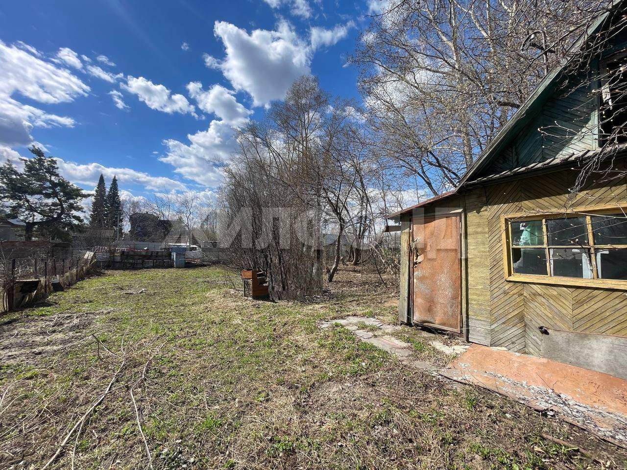 Продам земельный участок 400 м.кв.