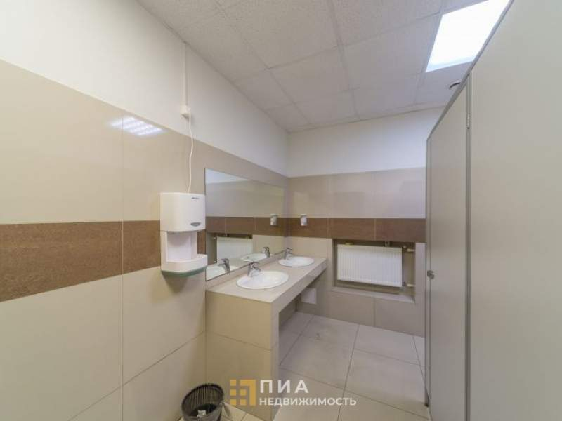 Сдам в аренду офис 215.3 м.кв.