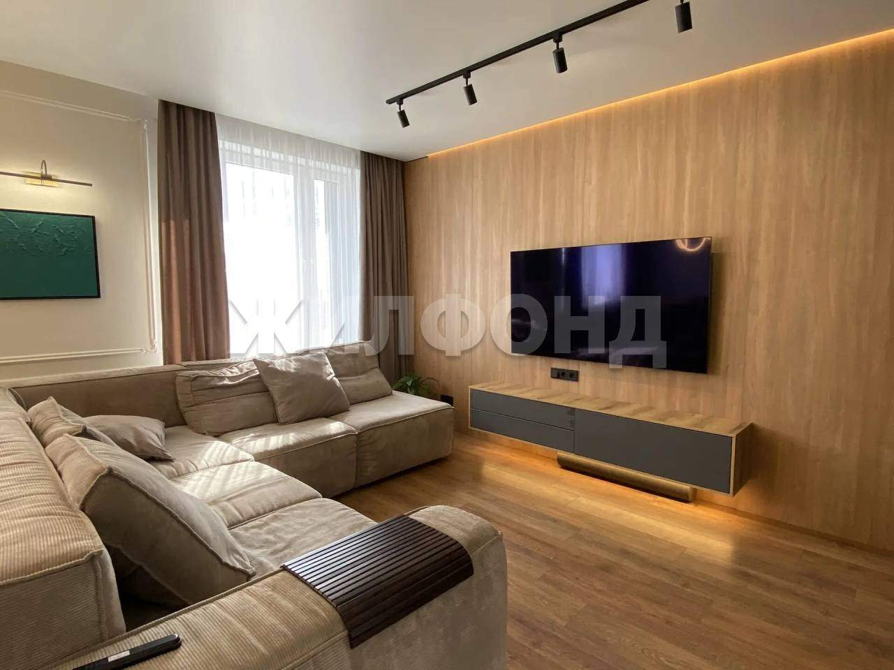 Квартира на продажу в Красноярске, 78 Добровольческой Бригады улица, 23 фото №0
