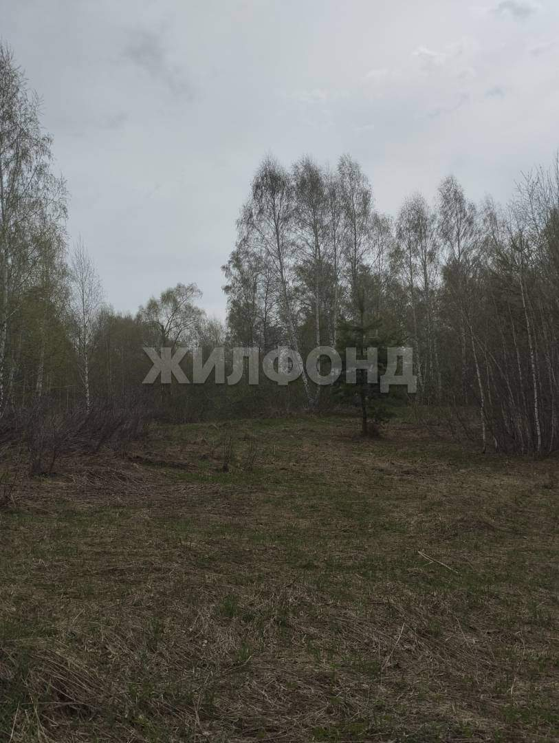 Продам земельный участок 800 м.кв.