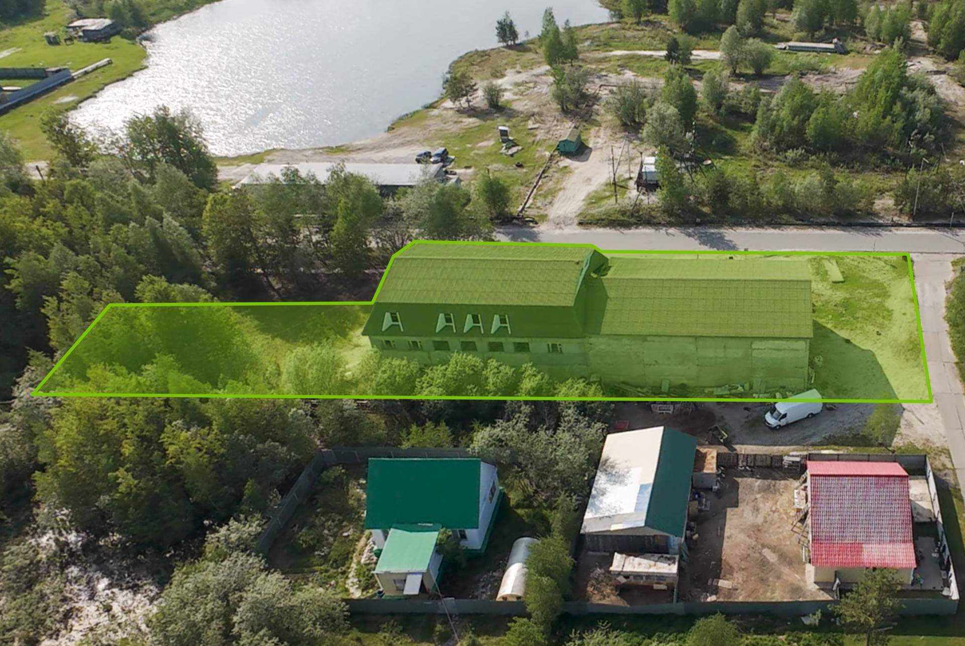 Продам торговое помещение 1048.2 м.кв.