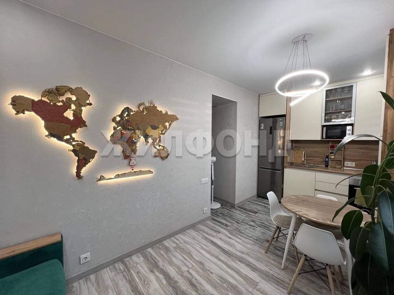 Квартира на продажу в Иркутске, Советская улица, 142 фото №3