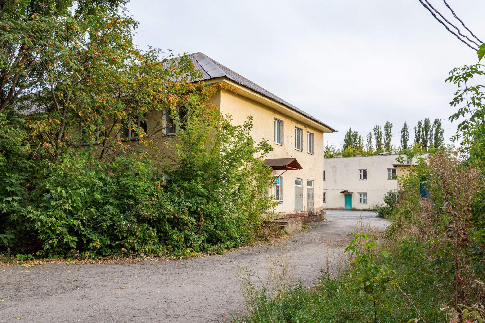 Продам торговое помещение 3024 м.кв.