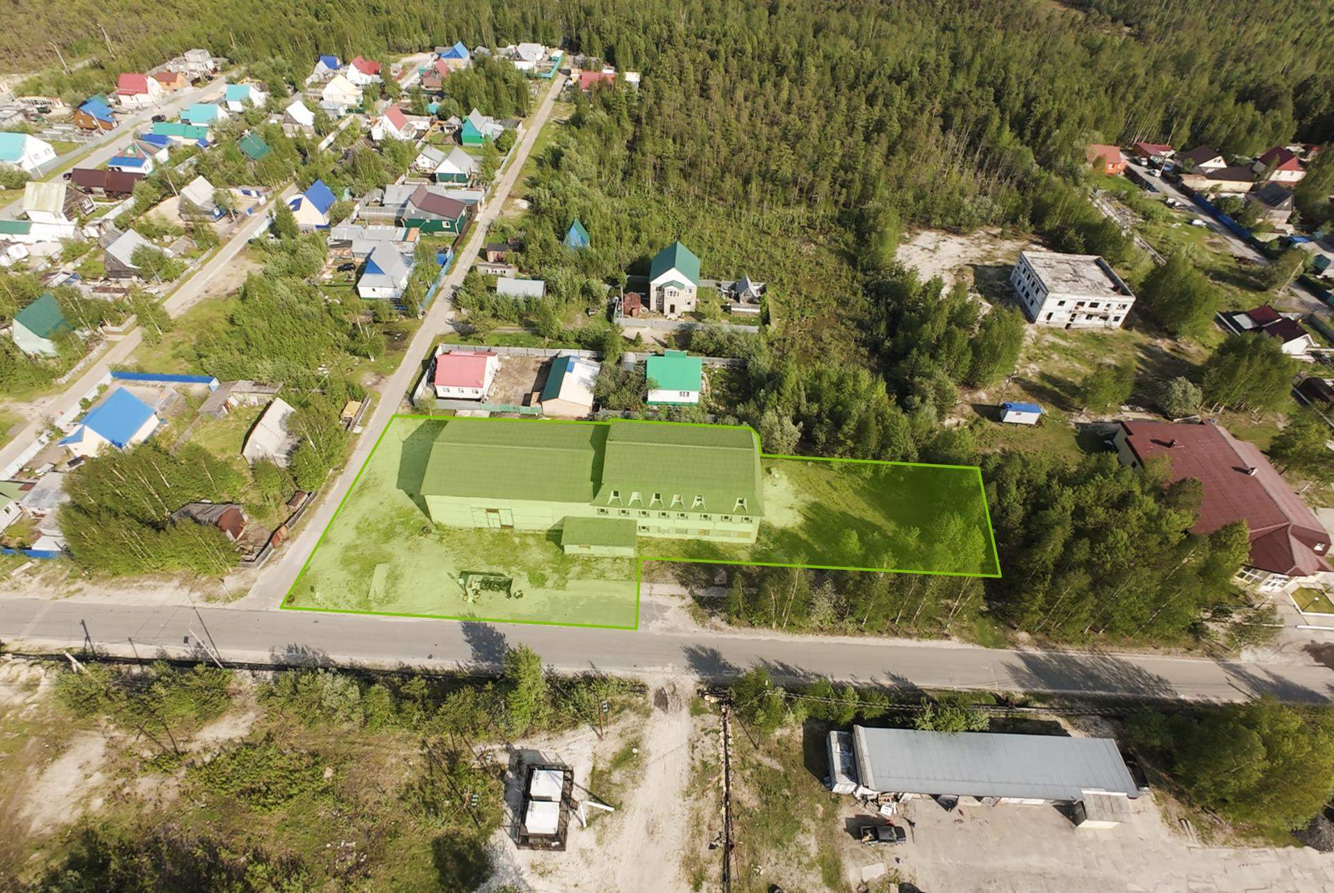 Продам торговое помещение 1048.2 м.кв.