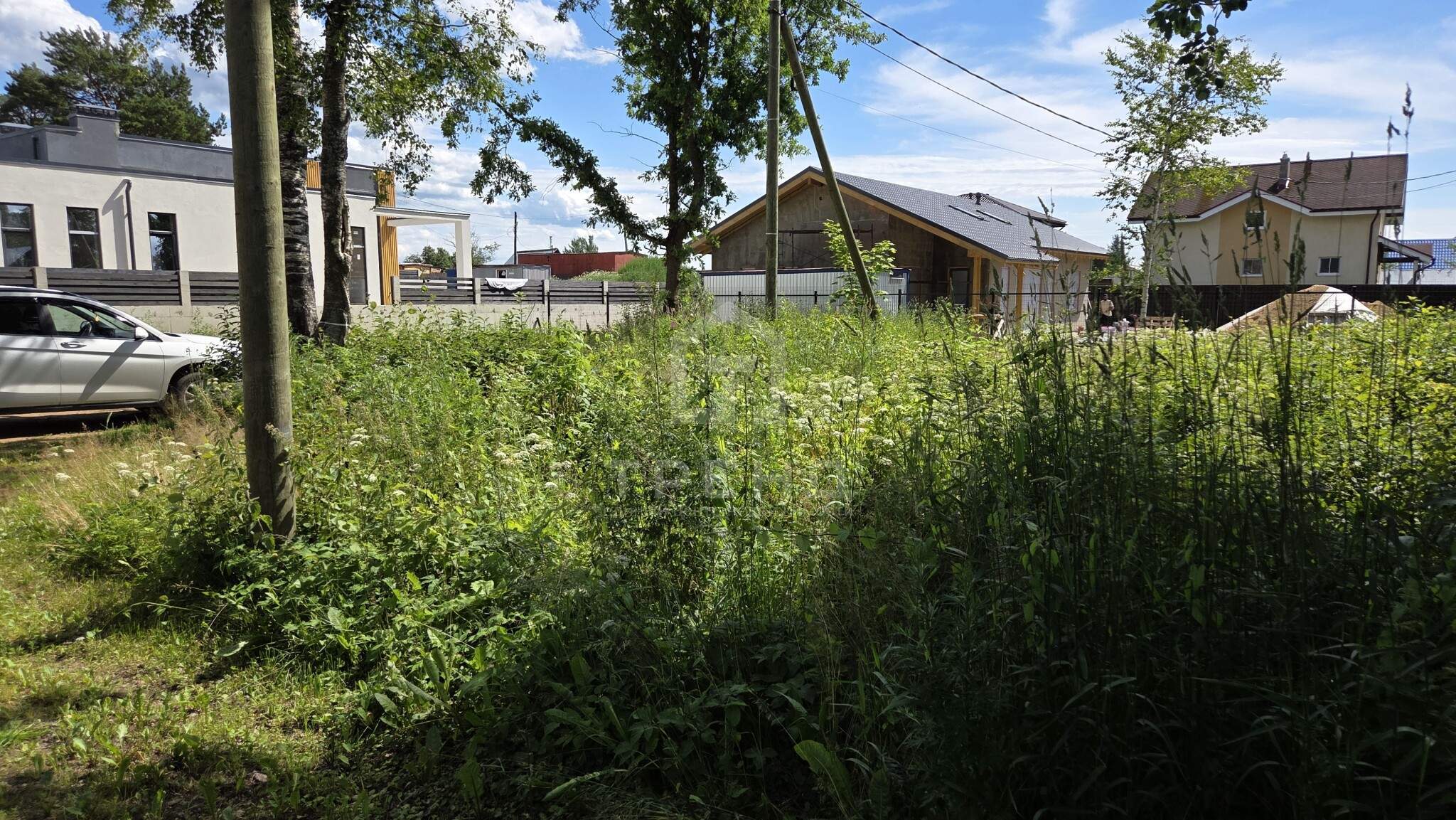 Продам земельный участок 609 м.кв.