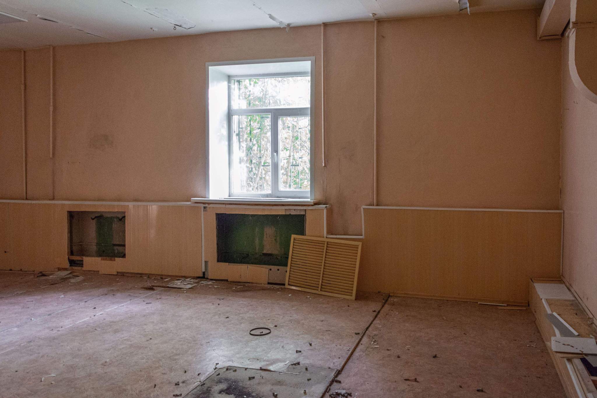 Продам торговое помещение 3024 м.кв.