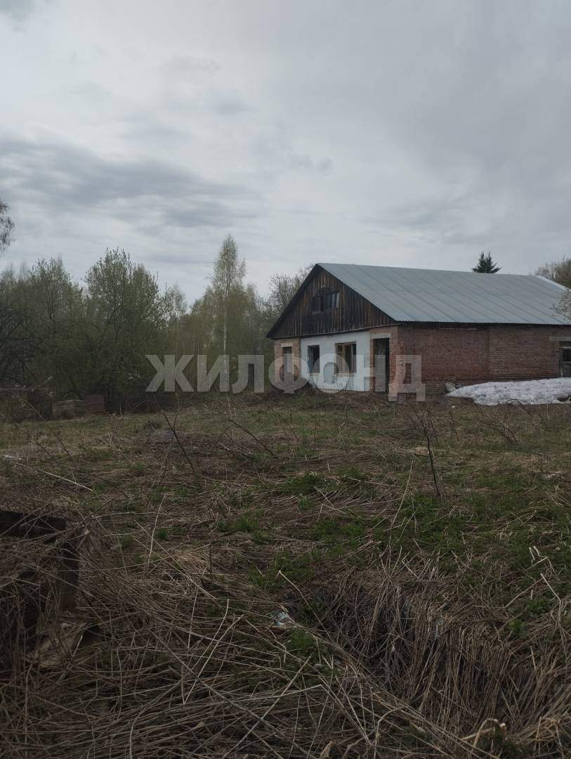 Продам земельный участок 800 м.кв.