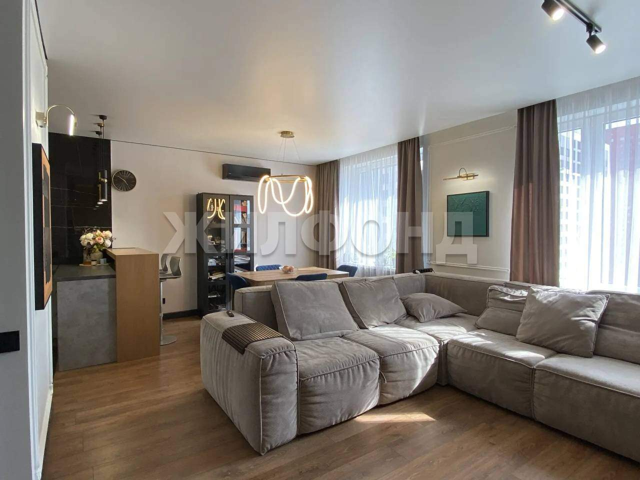 Квартира на продажу в Красноярске, 78 Добровольческой Бригады улица, 23 фото №1