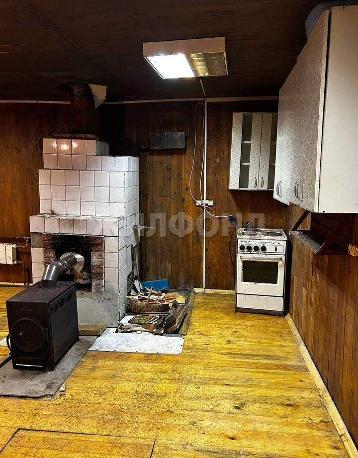 Продам земельный участок 1656 м.кв.