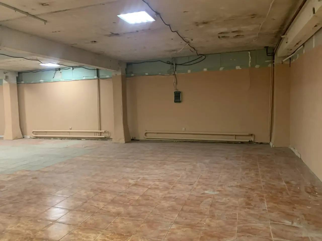 Сдам в аренду магазин 153.6 м.кв.