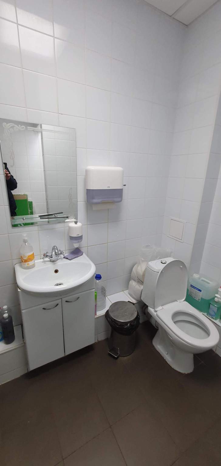 Сдам в аренду офис 128.8 м.кв.
