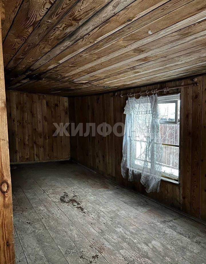 Продам земельный участок 1656 м.кв.
