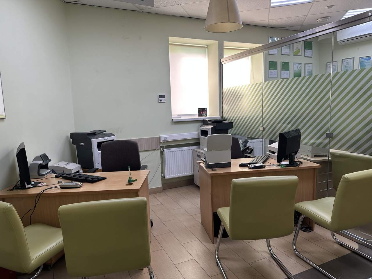 Продам офис 142.4 м.кв.