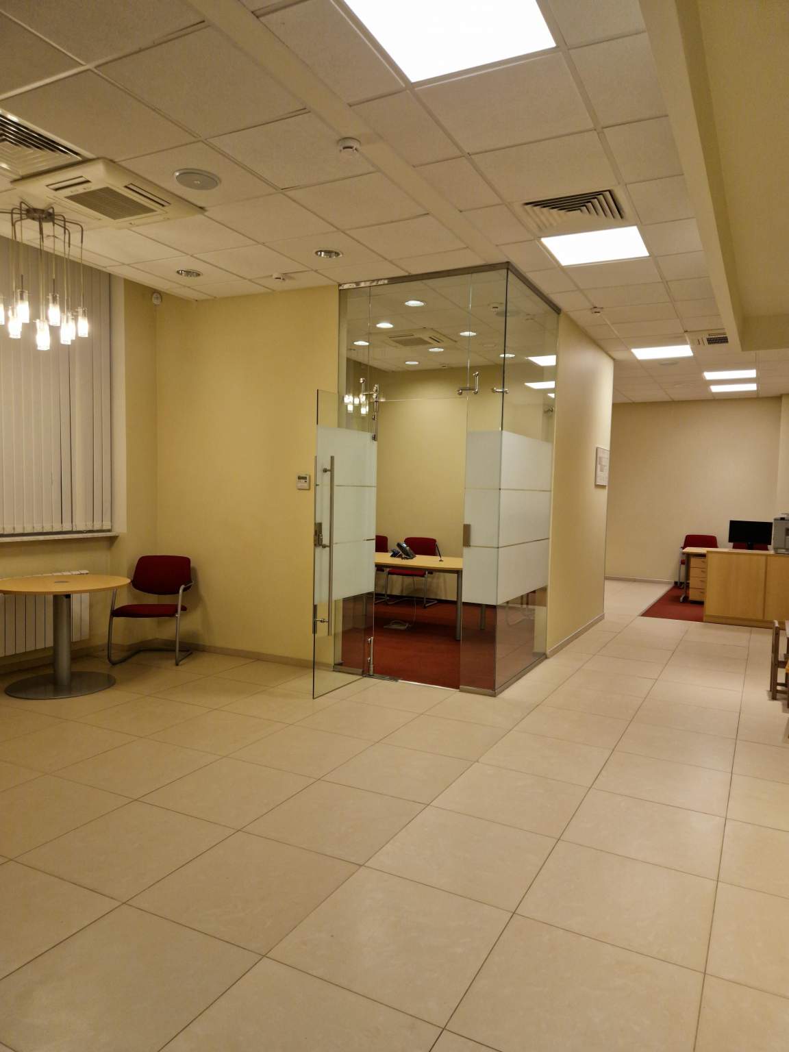 Сдам в аренду магазин 621.2 м.кв.